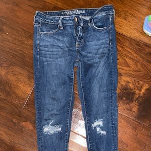 American eagle distressed jeans